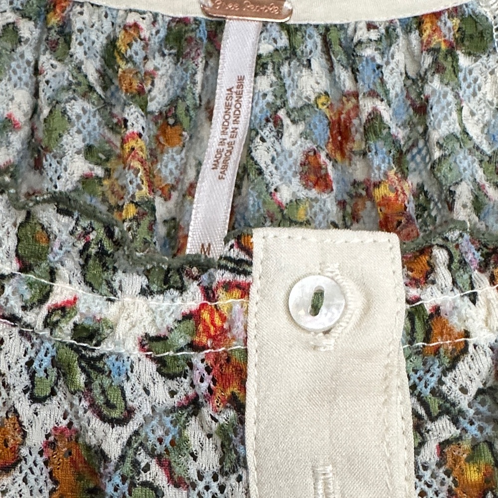 FREE PEOPLE NWT Floral Puff-Sleeve Peasant Top - Picture 5 of 7
